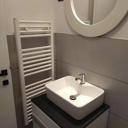 Bookit Apartment